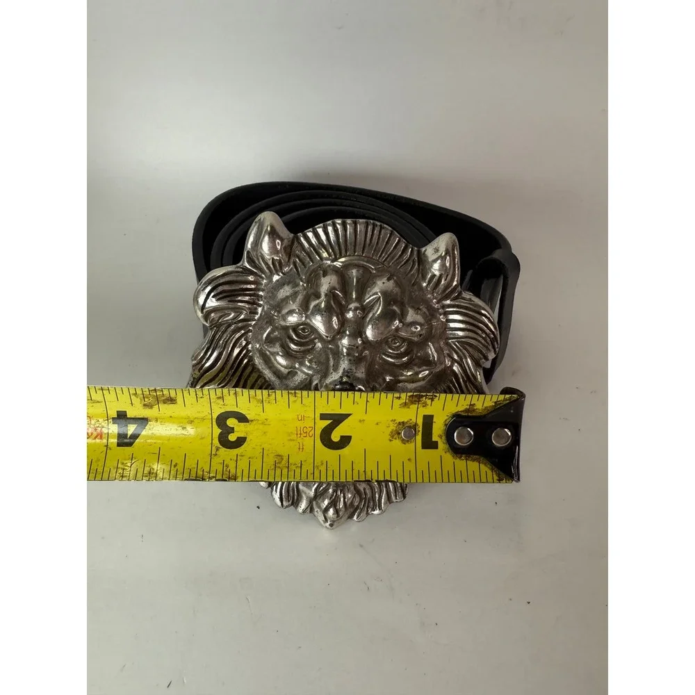 Levis Mens Black Leather Belt Silver Lion Head Trophy Buckle Size 30-32 Small